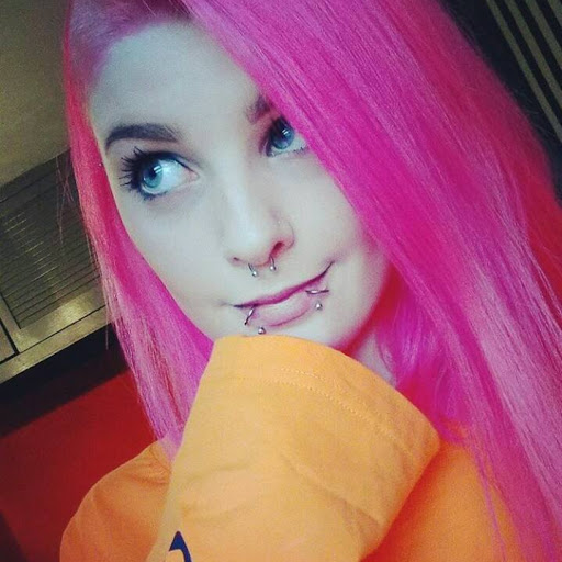 Amy Fish Photo 10