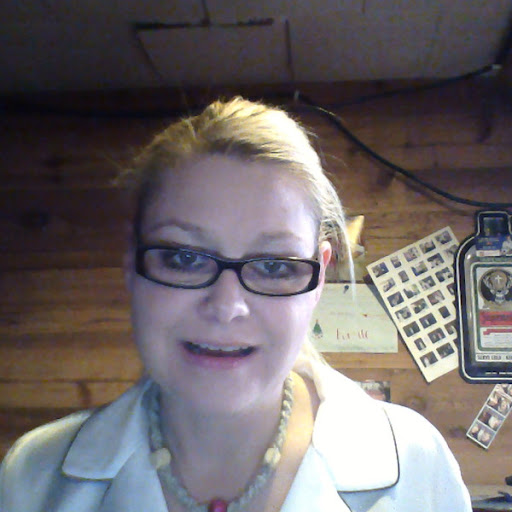 Melissa Wenzel Photo 8