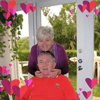 Jennifer Leigh Photo 36