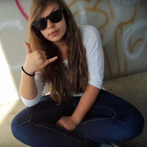 Julia Kowal Photo 2