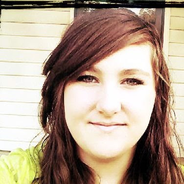 Annie Cook Photo 32