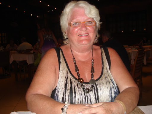 Anne Barnett Photo 44