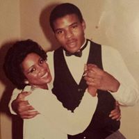 Annette Robinson Photo 32
