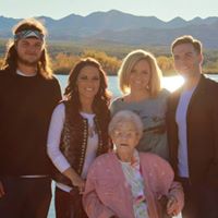 Erica Warren Photo 42