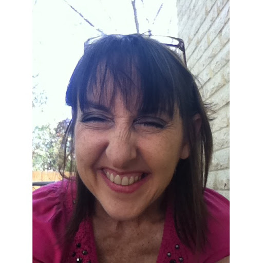 Julie Danielson Photo 17