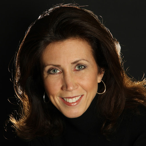 Sharon Chase Photo 25