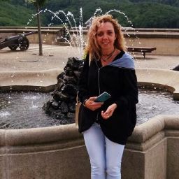 Kathleen Schneider Photo 29