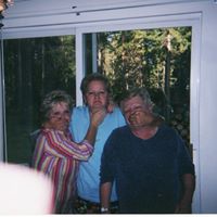 Paula Benson Photo 19