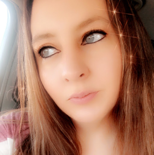 Julie Stone Photo 15