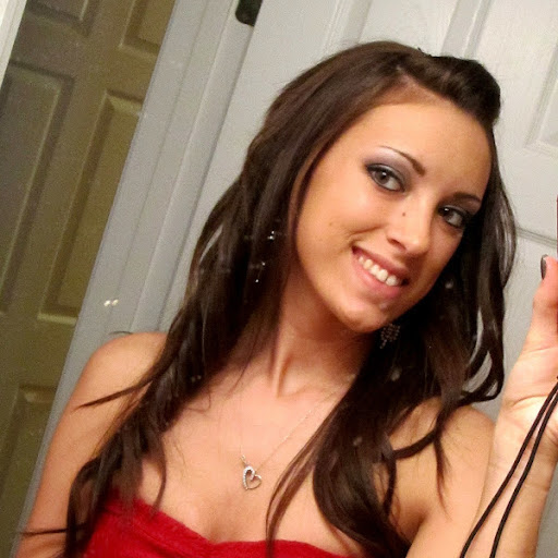 Stephanie Moser Photo 32