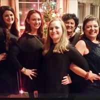 Laura Harrell Photo 36