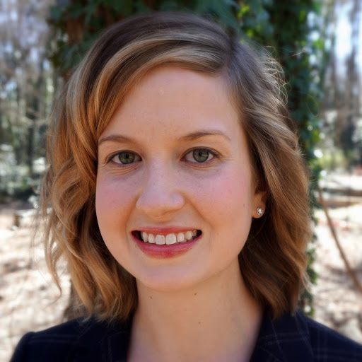 Veronica Adams Photo 17