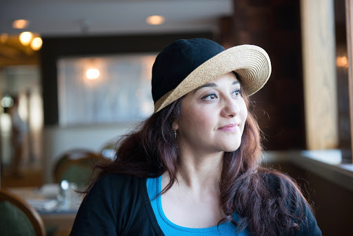 Lorena Estrada Photo 8