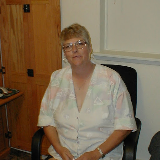 Denise Johnston Photo 36