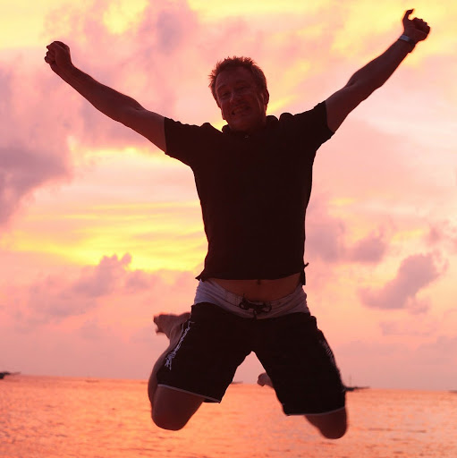 Sam Handley Photo 16