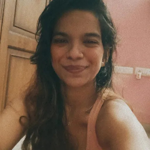 Sarah George Photo 25 Sarah George Photo 25