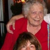 Phyllis Simmons Photo 37