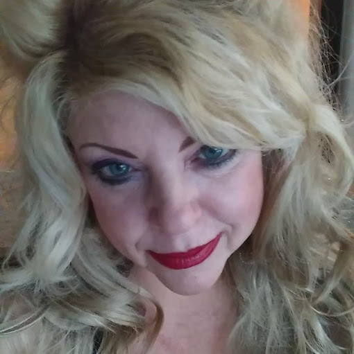 Debra Marshall Photo 3
