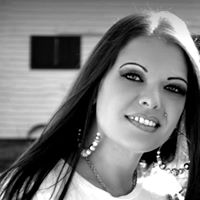 Crystal Howell Photo 25