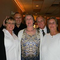 Theresa Garland Photo 8