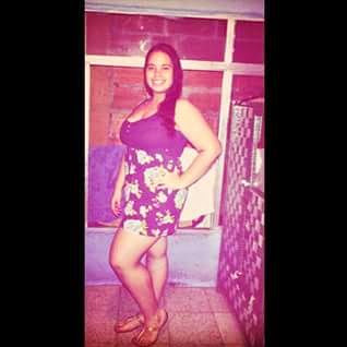 Sara Uribe Photo 21