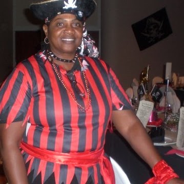 Sandra Seymour Photo 33