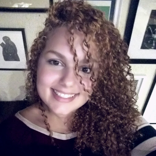 Julie Macedo Photo 12