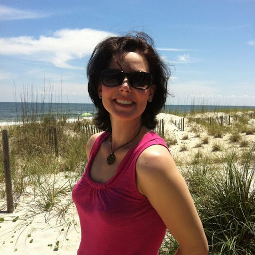 Holly Harris Photo 7