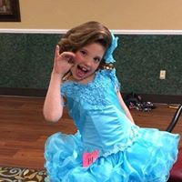 Sara Jacobson Photo 19