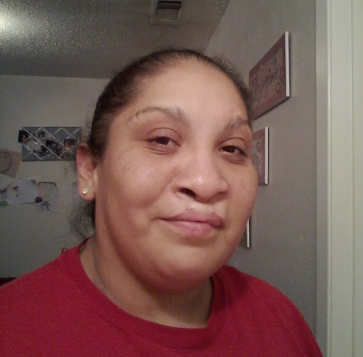Debbie Torres Photo 15