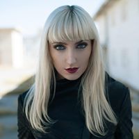 Elyse Morris Photo 15