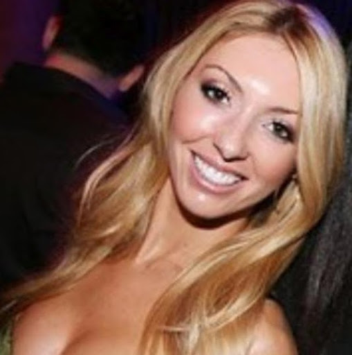 Julie Allaire Photo 7