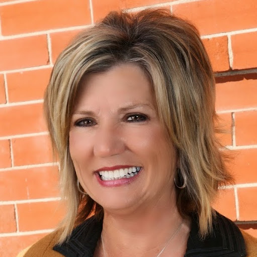 Linda Morgan Photo 21