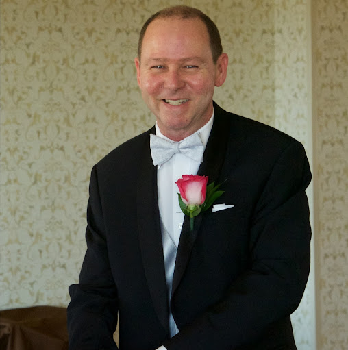 Douglas Richards Photo 20