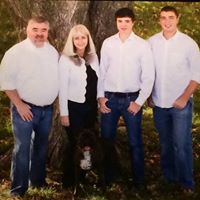 Janet Deleon Photo 19