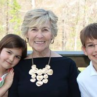 Linda Pelletier Photo 24