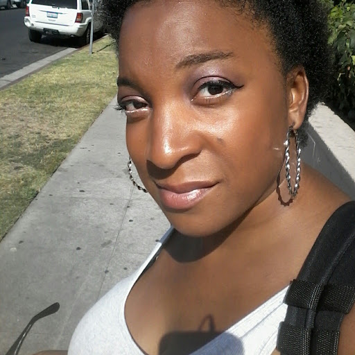 Christina Collier Photo 24