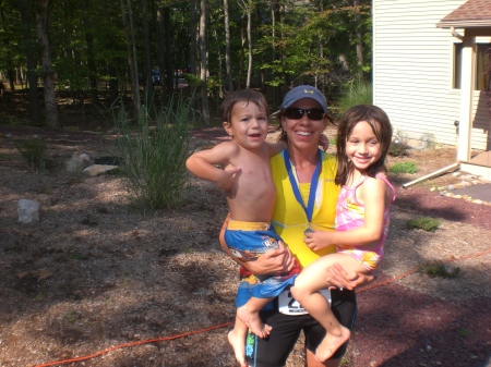 Michele Lyons Photo 29