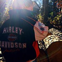 Laura Lowery Photo 16