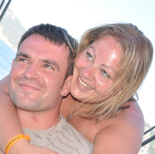 Julie Foster Photo 8