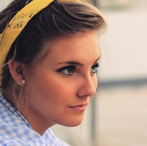 Christina Arnett Photo 8