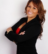 Luz Gonzalez Photo 1
