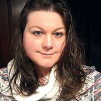 Rachel Hood Photo 15