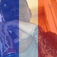 Devon Myers Photo 41