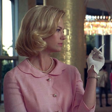 Betty Draper Photo 23