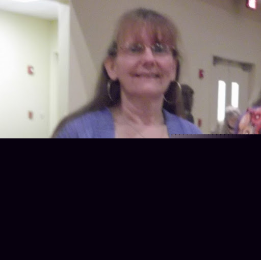 Elizabeth Chaney Photo 20