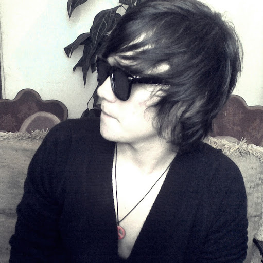 Adrian Villalobos Photo 11