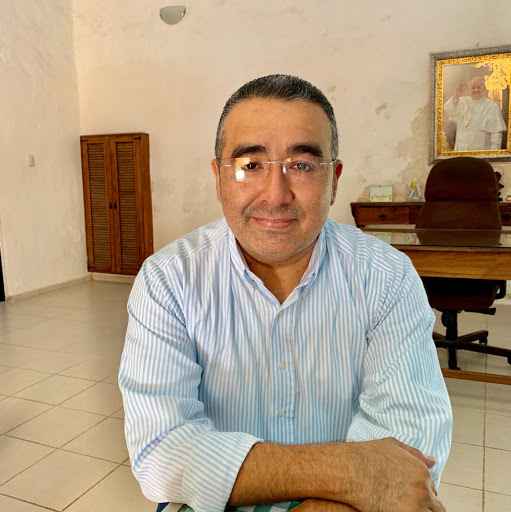 Rolando Castillo Photo 37