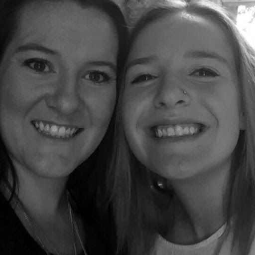 Molly Buckley Photo 32