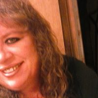 Michelle Perkins Photo 18